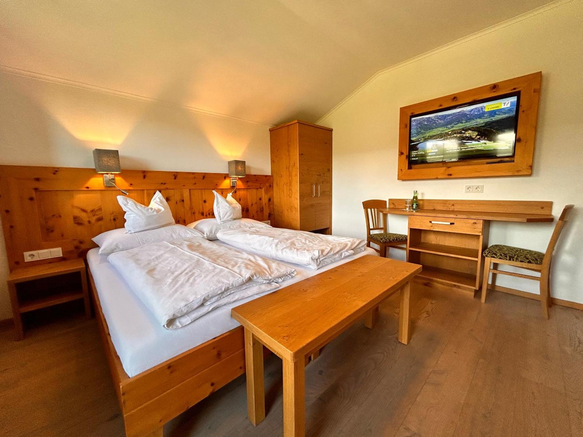La Montana - Ski & Hiking Lodge Schladming Exterior foto